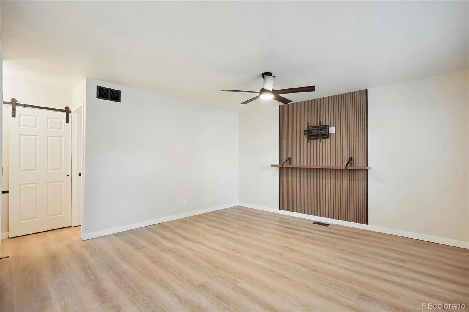 3354 S Flower Street #12 Lakewood CO 80227 | MLS #REC9954155 06162026173611 1600 8