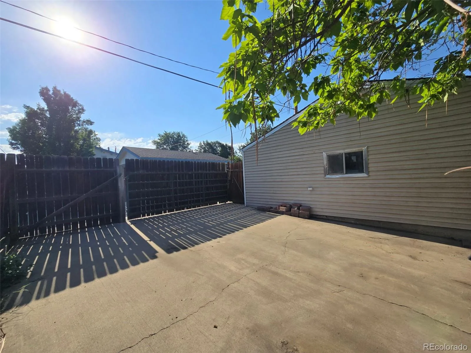 401 S Jersey Street Denver CO 80224 MLS #REC9954481 06292026002512 1600 31