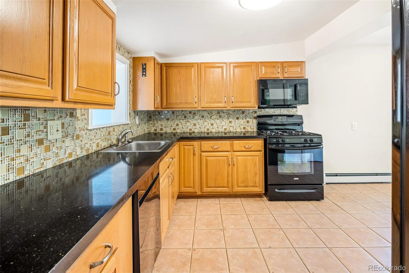 401 S Jersey Street Denver CO 80224 MLS #REC9954481 06292026002512 1600 6