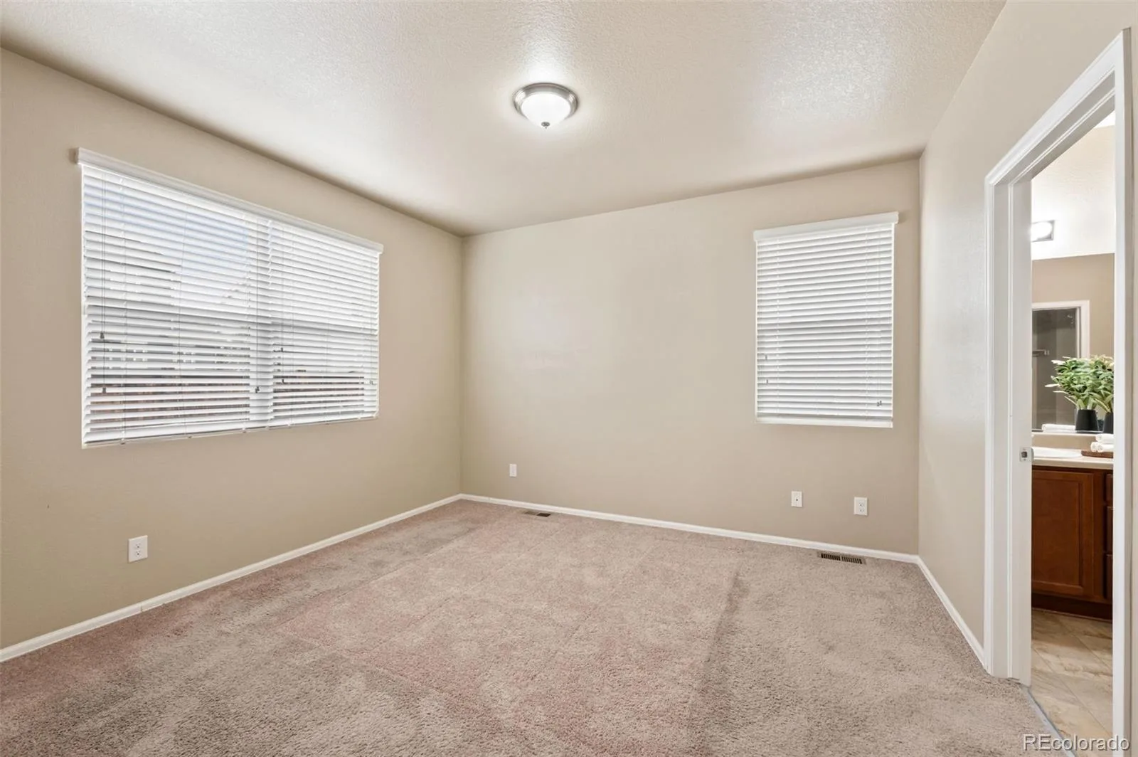 12665 E 104th Place Commerce City CO 80022 | MLS #REC9959184 08112026210233 1600 28