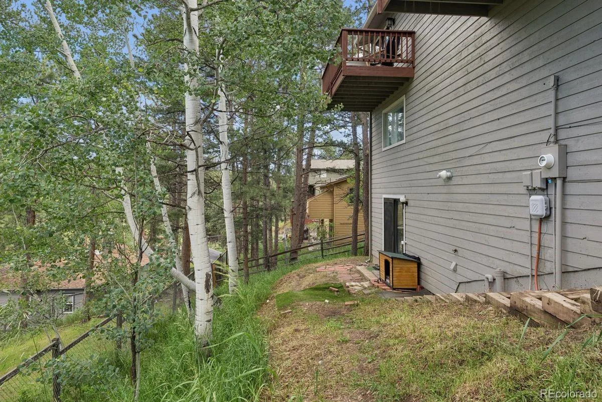 29895 Spruce Road Evergreen CO 80439 | MLS #REC9962088 07022026173933 1200 39