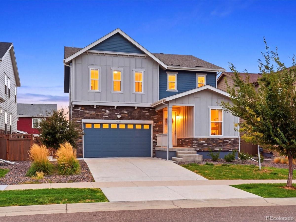 5952 N Liverpool Court Aurora CO 80019 | MLS #REC9963799 MLS #REC9963799 image #0