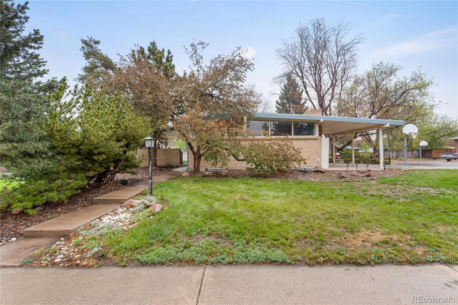 2795 E Euclid Avenue Centennial CO 80121 MLS #REC9965529 05072026163306 1600 31