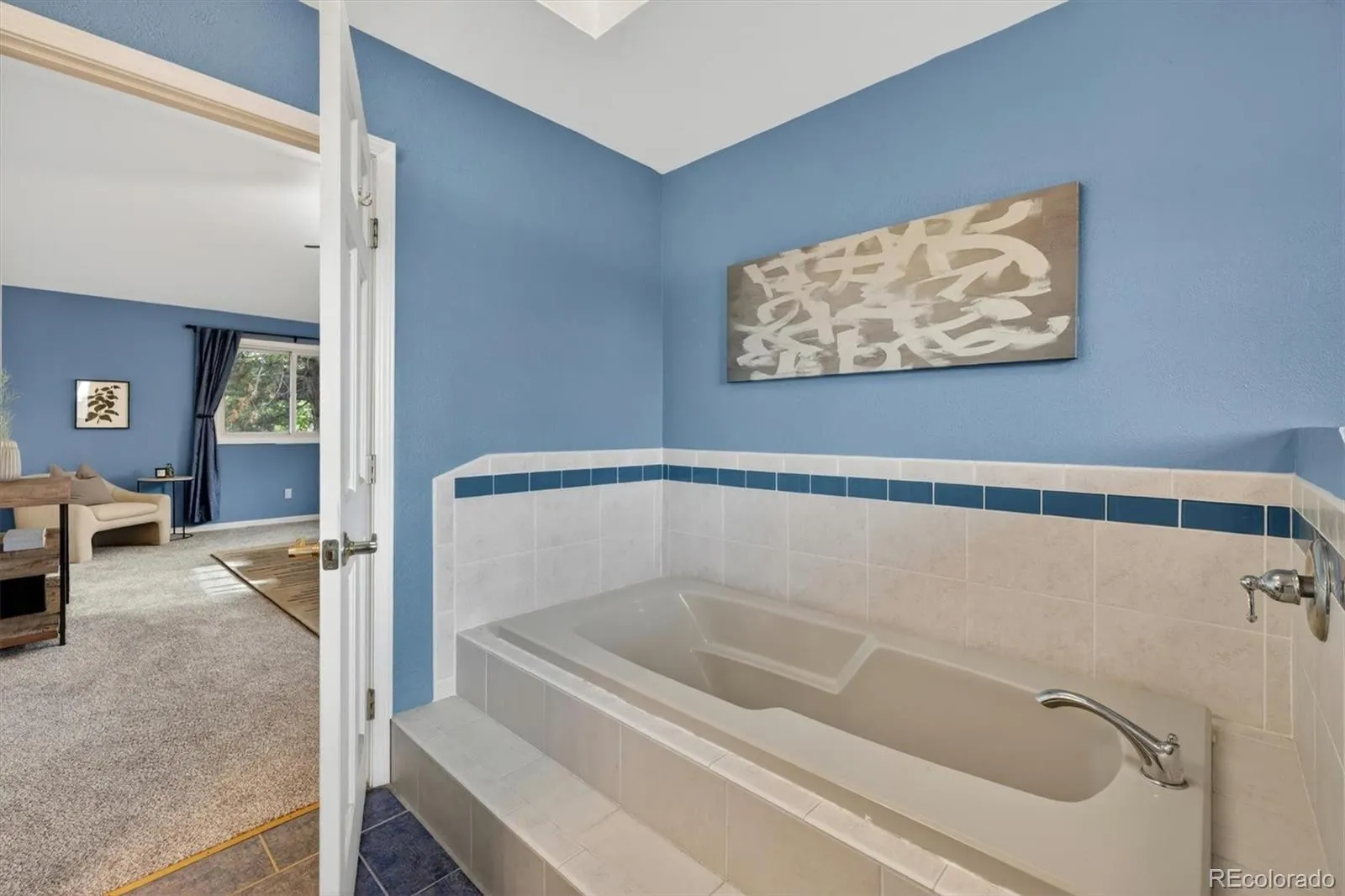 8274 S Saint Paul Way Centennial CO 80122 MLS #REC9966933 05152026201832 1600 32