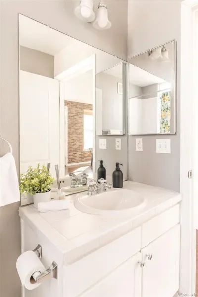 03242026174055 800 12