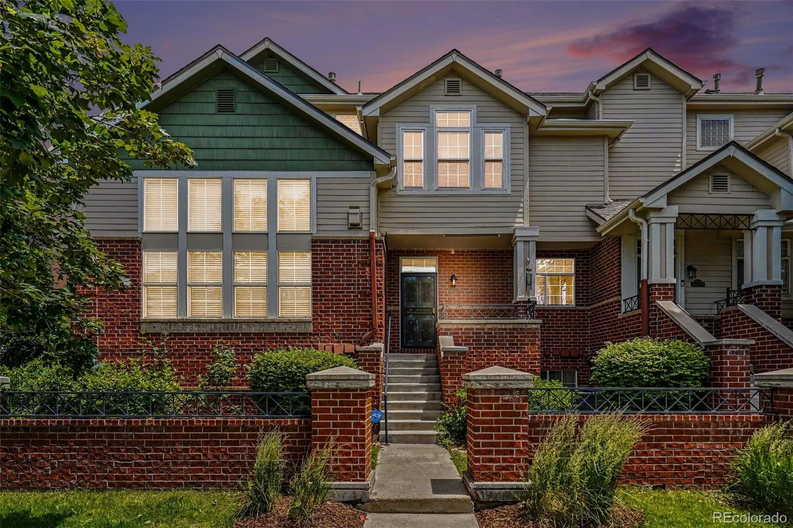 1441 S Dayton Court Denver CO 80247 | MLS #REC9968578 07312026002550 1600 1