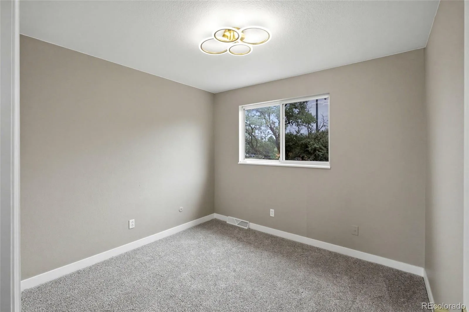 3668 S Zeno Way Aurora CO 80013 MLS #REC9971099 06122026204536 1600 19