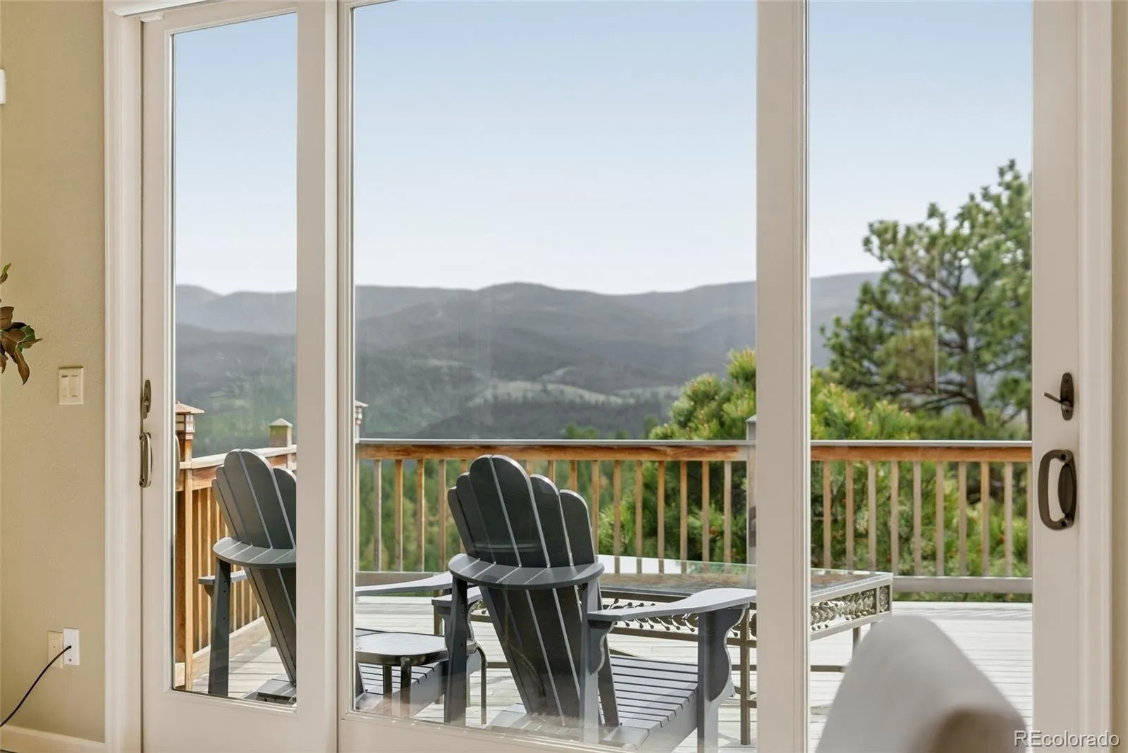 127 Granite Way Evergreen CO 80439 | MLS #REC9972307 05182026200734 1600 15