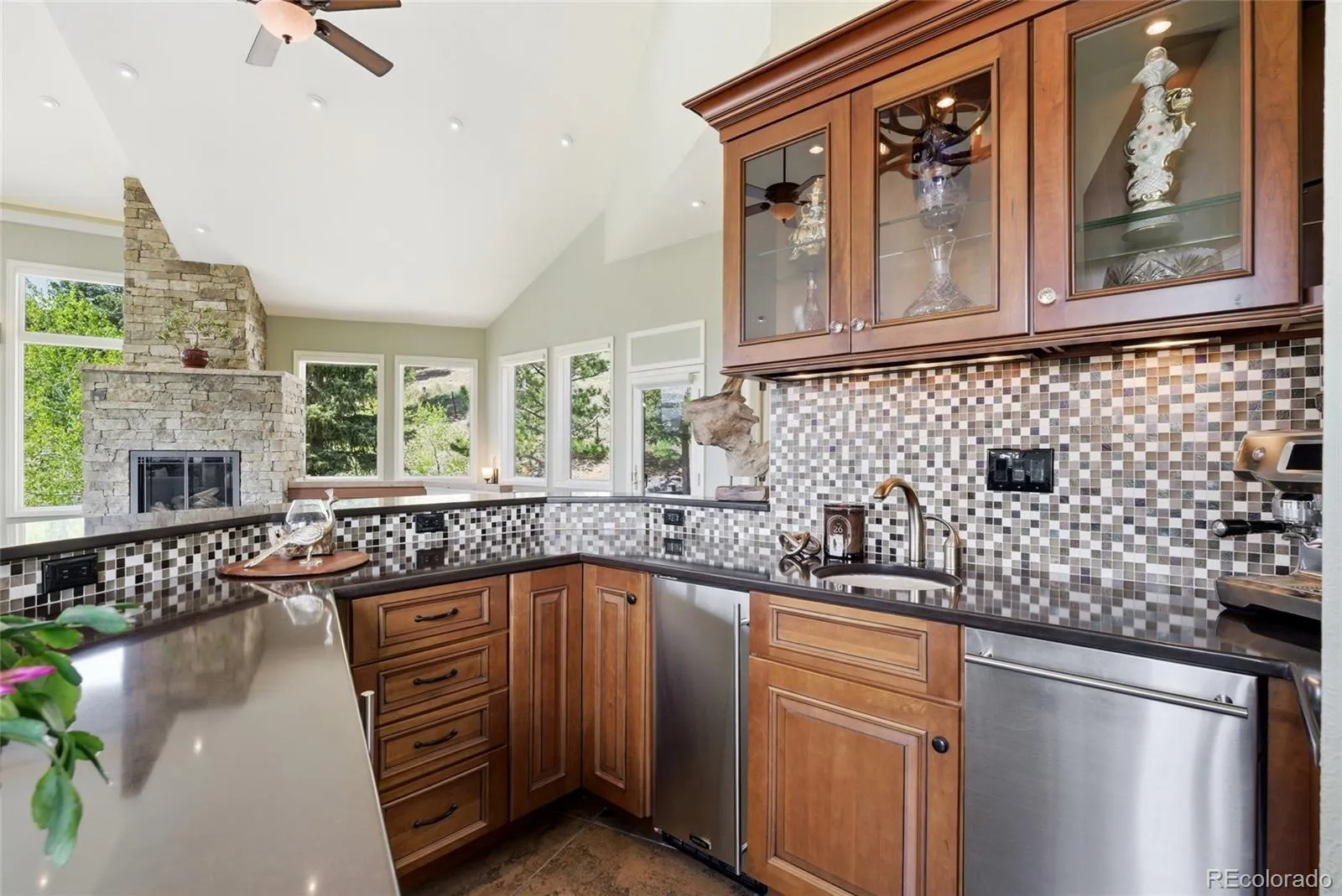 127 Granite Way Evergreen CO 80439 | MLS #REC9972307 05182026200734 1600 19