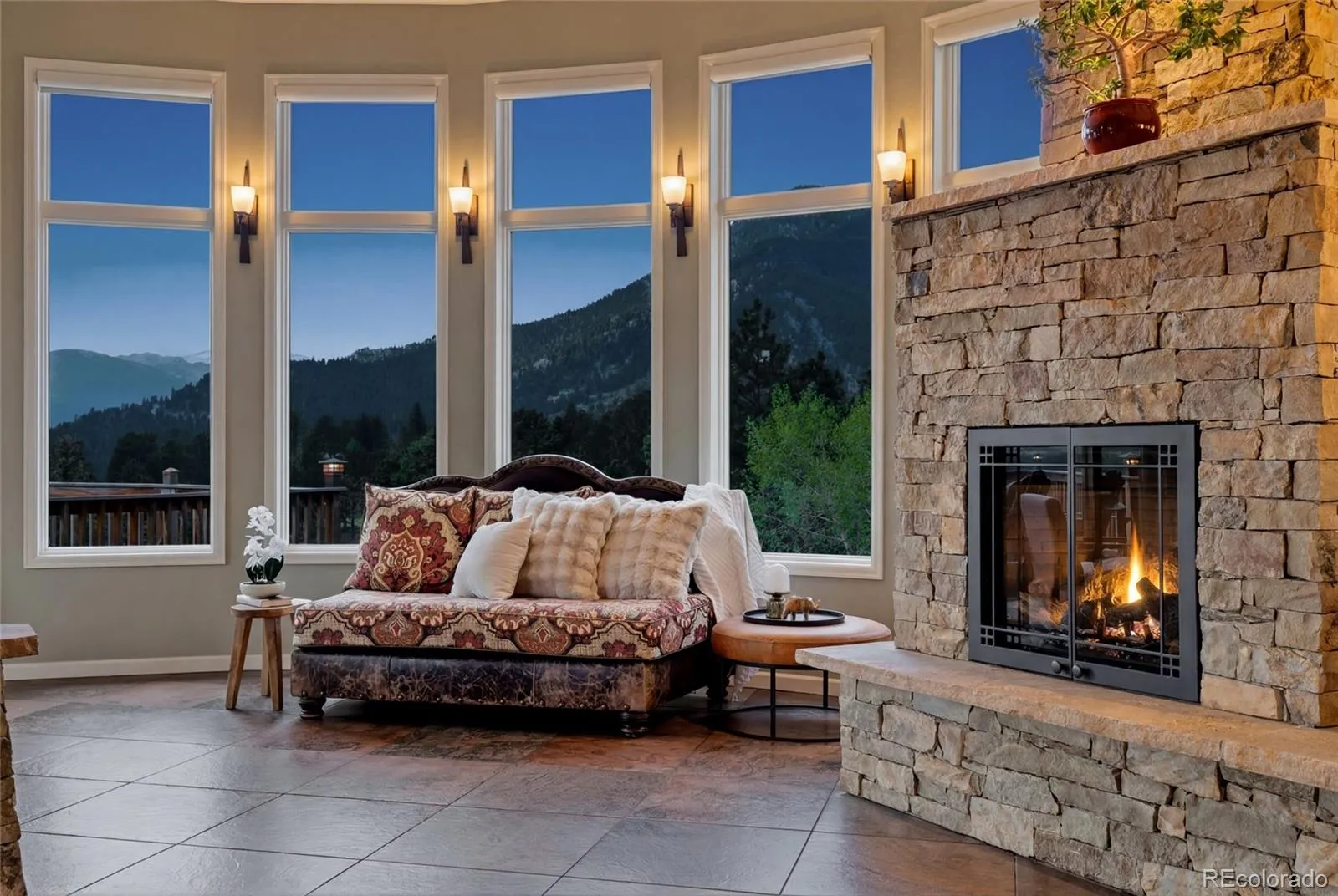 127 Granite Way Evergreen CO 80439 | MLS #REC9972307 05182026200734 1600 49