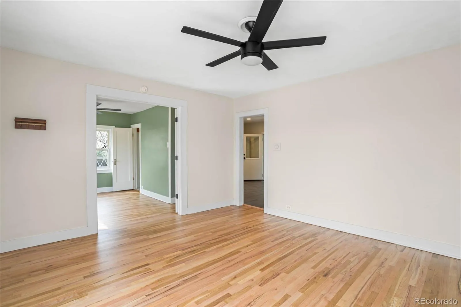 04102026235310 1600 4