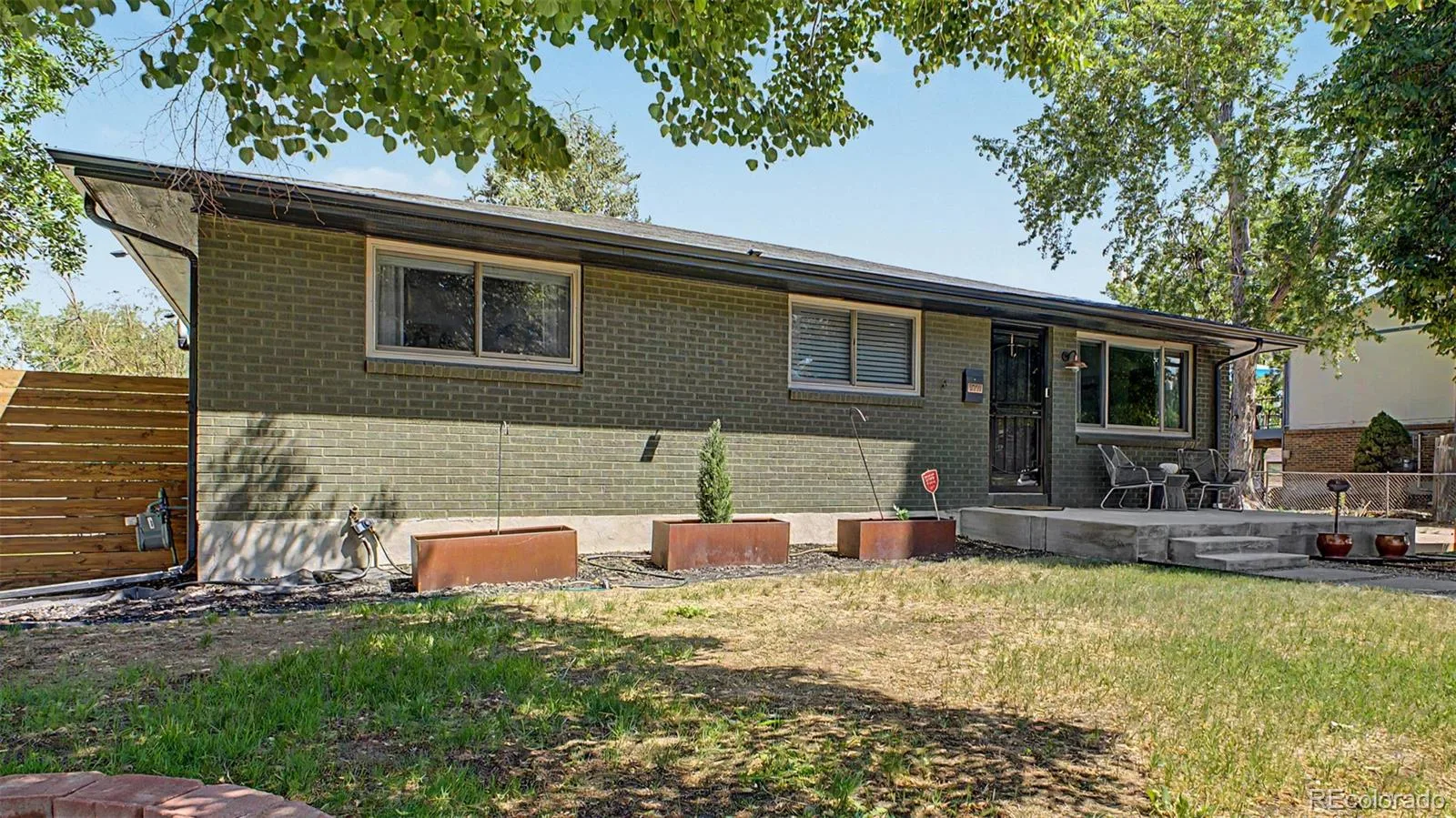 5050 S Linden Drive Englewood CO 80110 MLS #REC9975494 06182026234719 1600 2