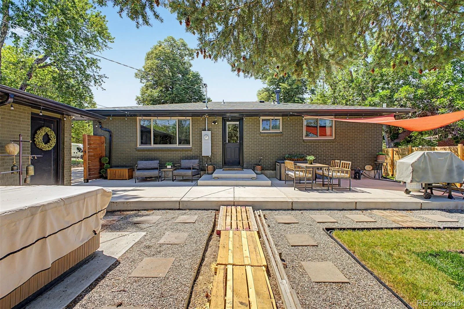 5050 S Linden Drive Englewood CO 80110 MLS #REC9975494 06182026234719 1600 34
