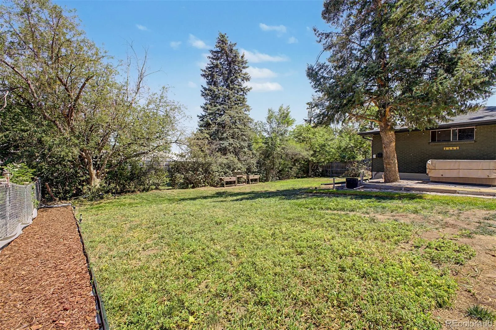 5050 S Linden Drive Englewood CO 80110 MLS #REC9975494 06182026234719 1600 36