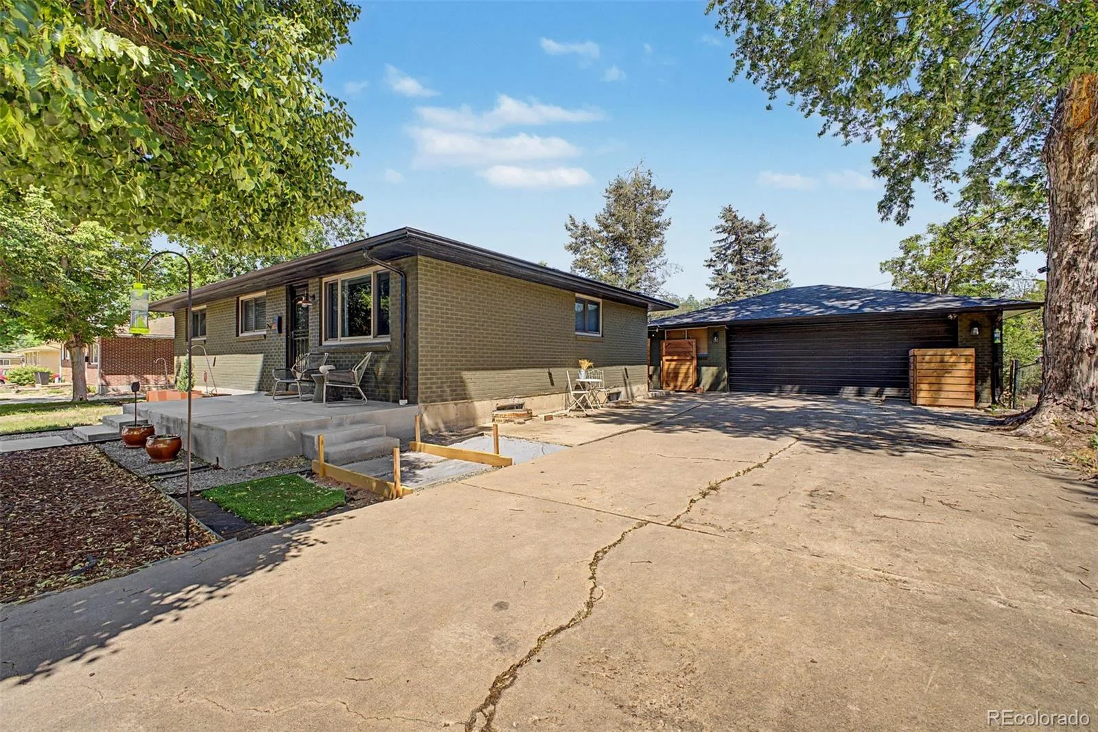 5050 S Linden Drive Englewood CO 80110 MLS #REC9975494 06182026234719 1600 4