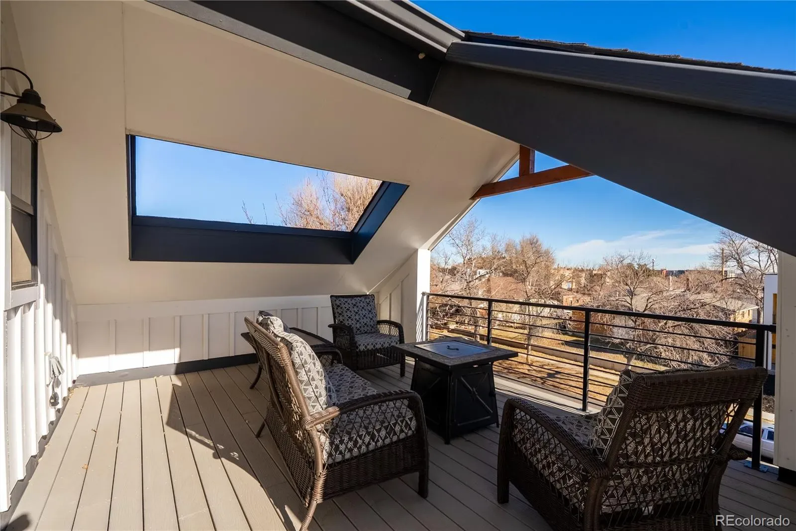 03272026002939 1600 16