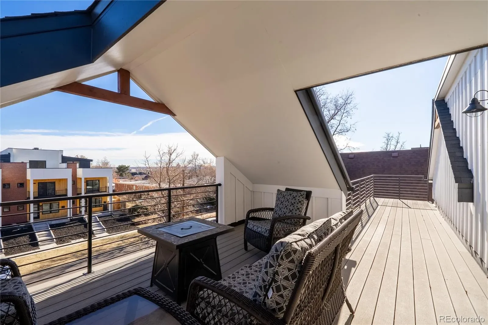 03272026002939 1600 17