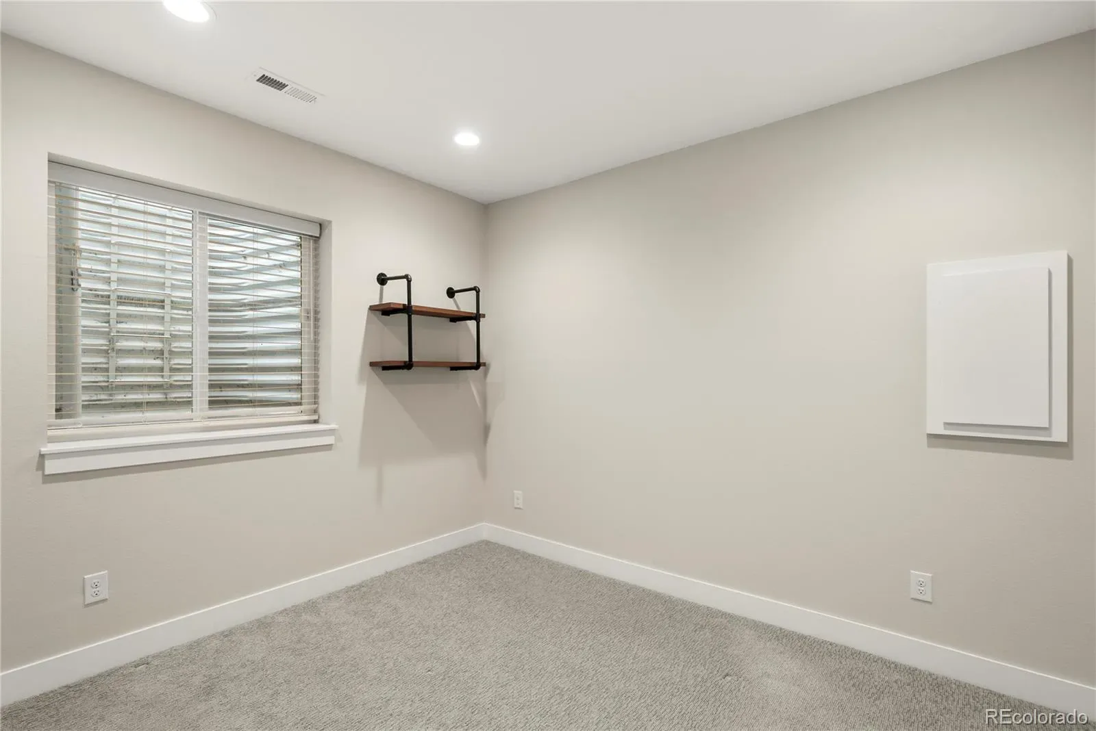 03272026002939 1600 25