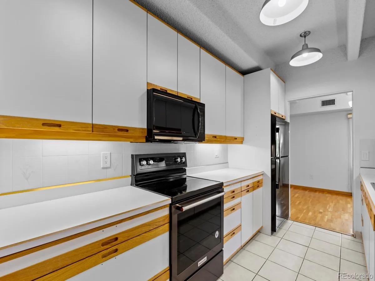 7877 E Mississippi Avenue #402 Denver CO 80247 MLS #REC9976156 06102026185412 1200 15