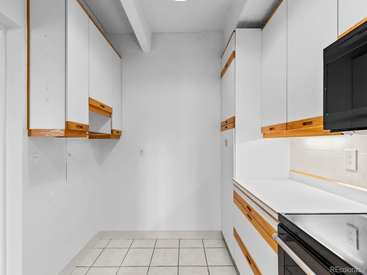 7877 E Mississippi Avenue #402 Denver CO 80247 MLS #REC9976156 06102026185412 1200 18