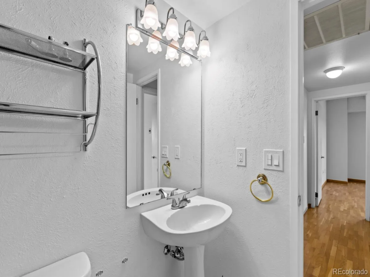 7877 E Mississippi Avenue #402 Denver CO 80247 MLS #REC9976156 06102026185412 1200 31