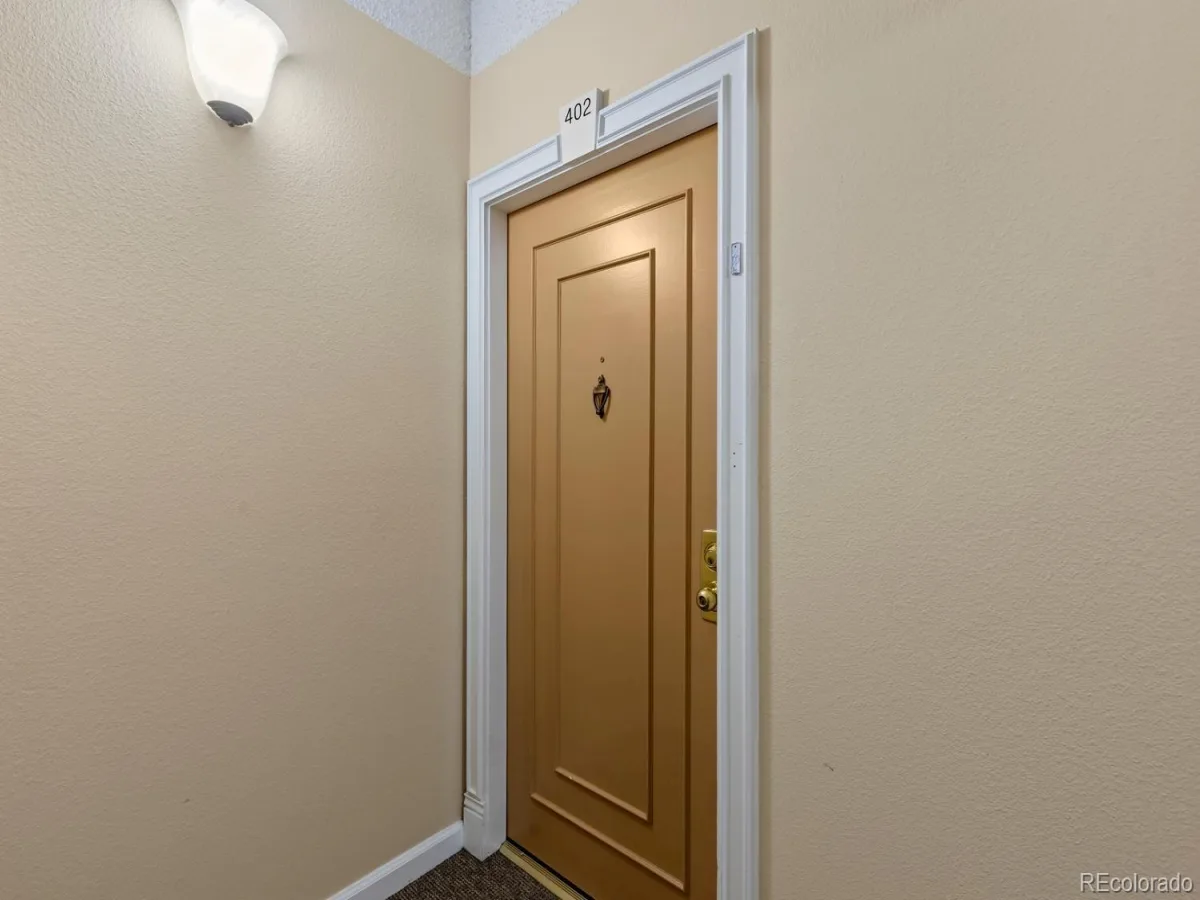7877 E Mississippi Avenue #402 Denver CO 80247 MLS #REC9976156 06102026185412 1200 34