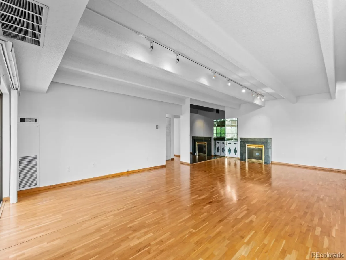 7877 E Mississippi Avenue #402 Denver CO 80247 MLS #REC9976156 06102026185412 1200 8