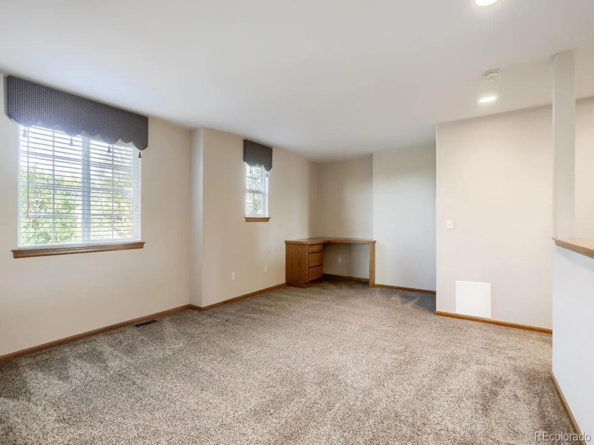 5545 S Rome Street Aurora CO 80015 | MLS #REC9977424 08212026193950 1200 11