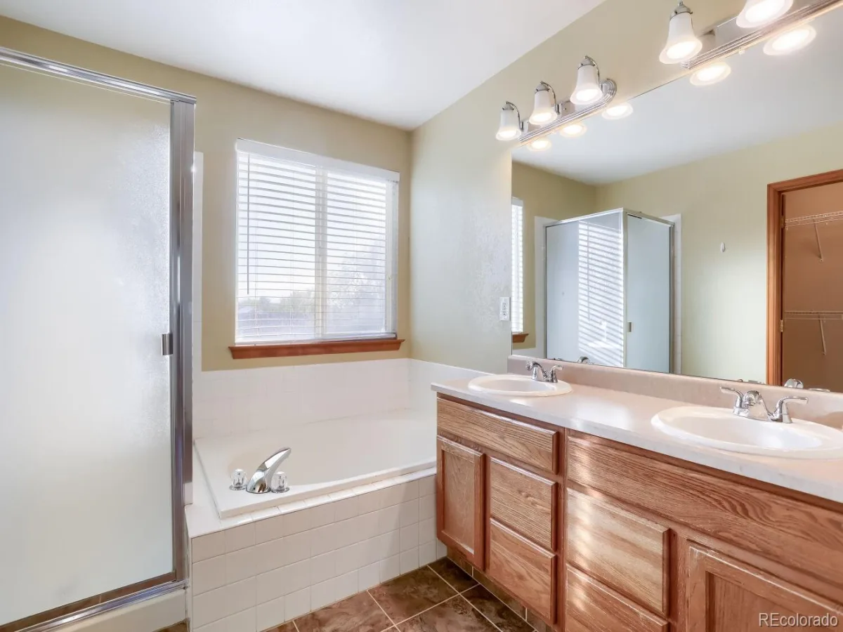 5545 S Rome Street Aurora CO 80015 | MLS #REC9977424 08212026193950 1200 13