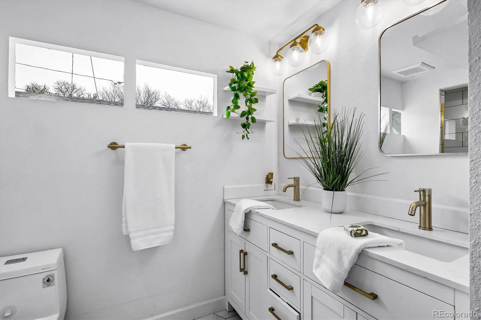 04162026023615 1600 18