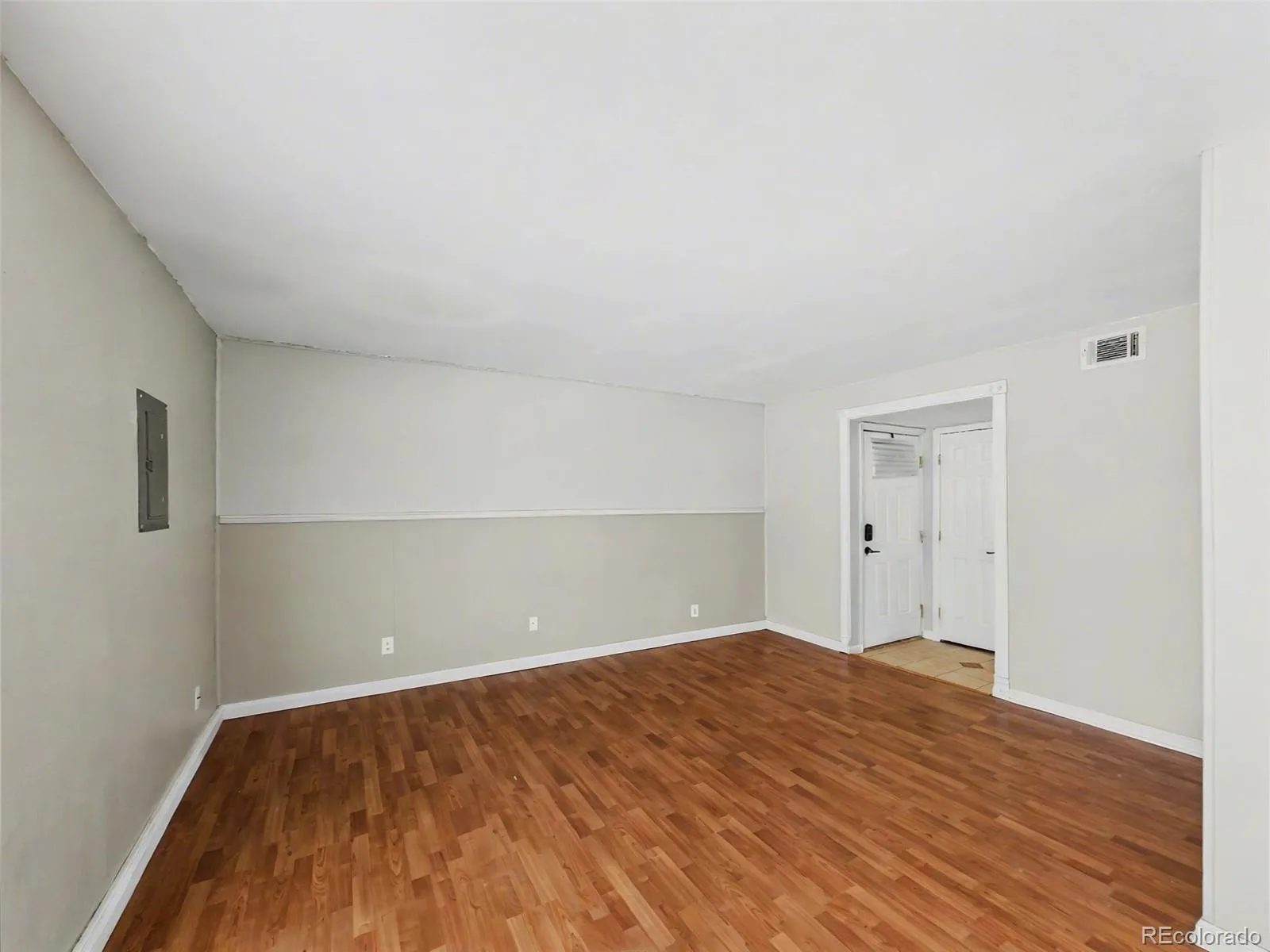968 S Peoria Street Aurora CO 80012 MLS #REC9981316 04192026221000 1600 2