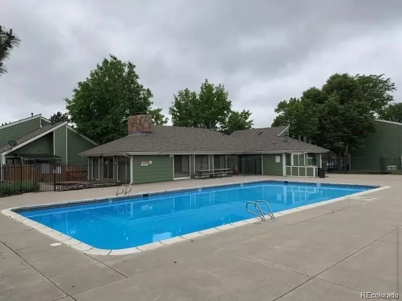968 S Peoria Street Aurora CO 80012 MLS #REC9981316 04192026221000 800 19
