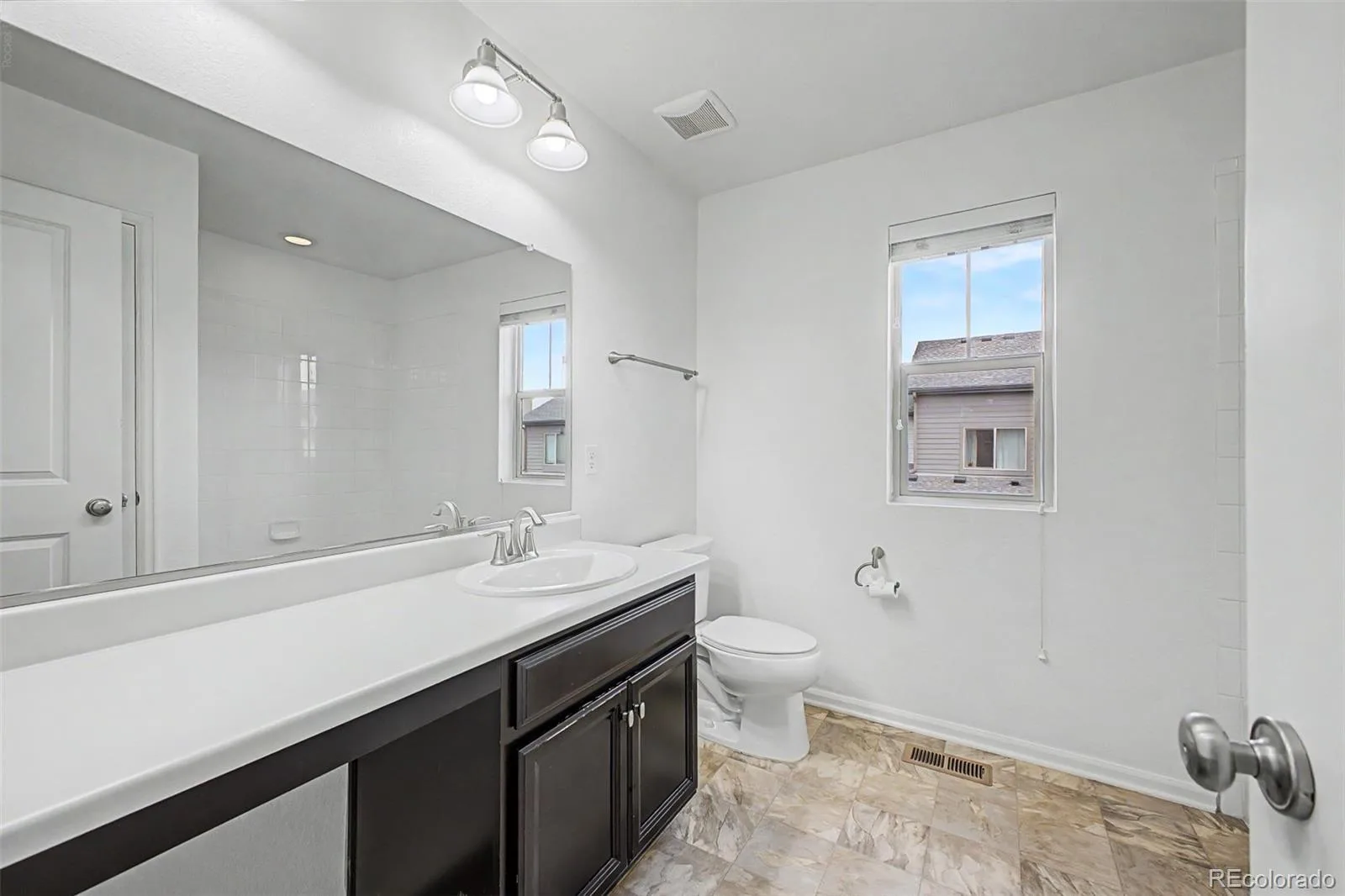 4928 Akron Street Denver CO 80238 | MLS #REC9981517 08282026203704 1600 19