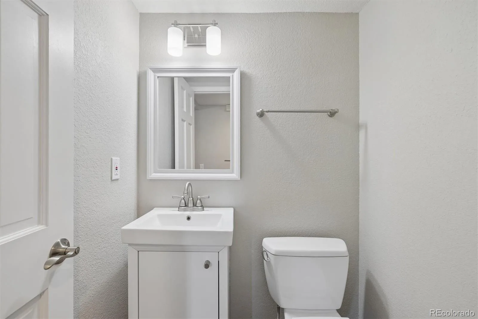 6755 E Kettle Avenue Centennial CO 80112 MLS #REC9981575 07082026142842 1600 18
