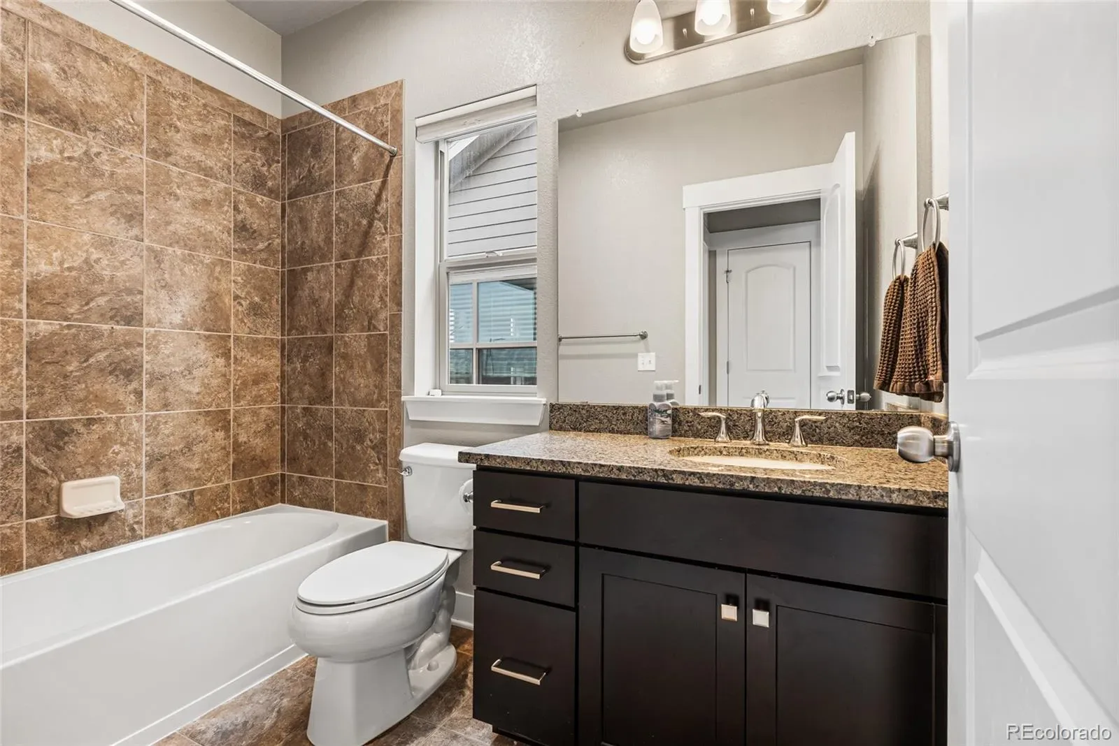 03192026195320 1600 31