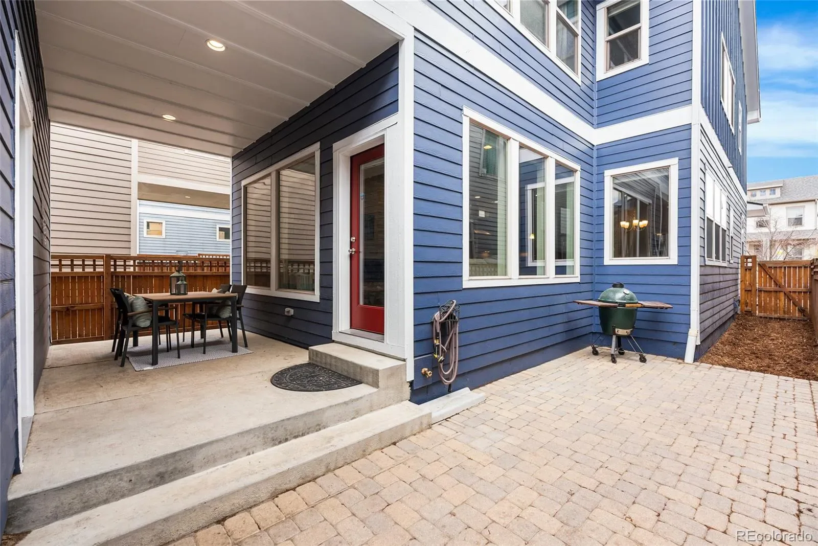 03192026195320 1600 40