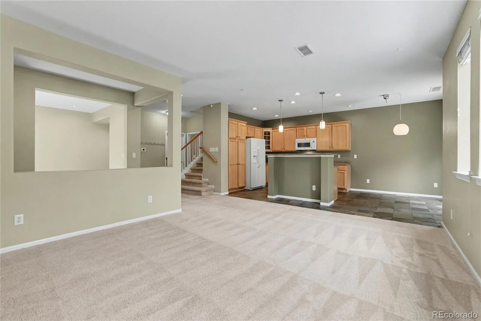 10546 Graymont Lane #B Littleton CO 80126 | MLS #REC9981812 08152026160202 1600 9
