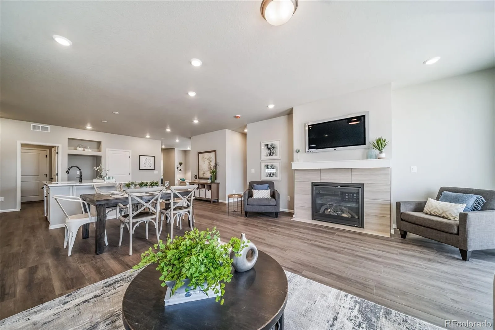 22204 E 49th Place Aurora CO 80019 | MLS #REC9982185 09242026184008 1600 12