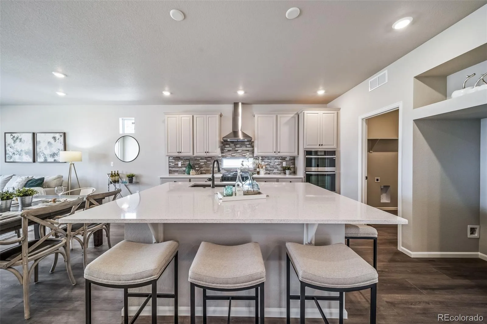 22204 E 49th Place Aurora CO 80019 | MLS #REC9982185 09242026184008 1600 3