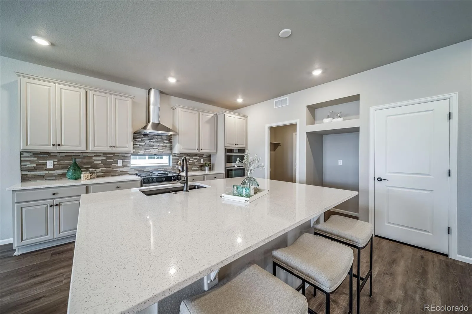 22204 E 49th Place Aurora CO 80019 | MLS #REC9982185 09242026184008 1600 4