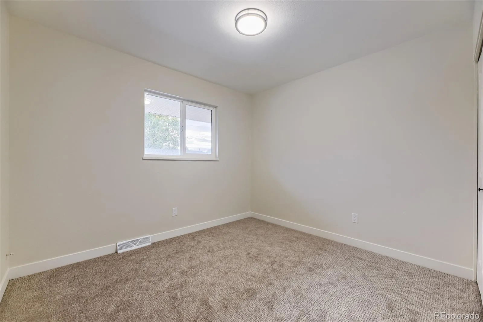 9008 E Mansfield Avenue Denver CO 80237 | MLS #REC9983390 10012026194943 1600 12
