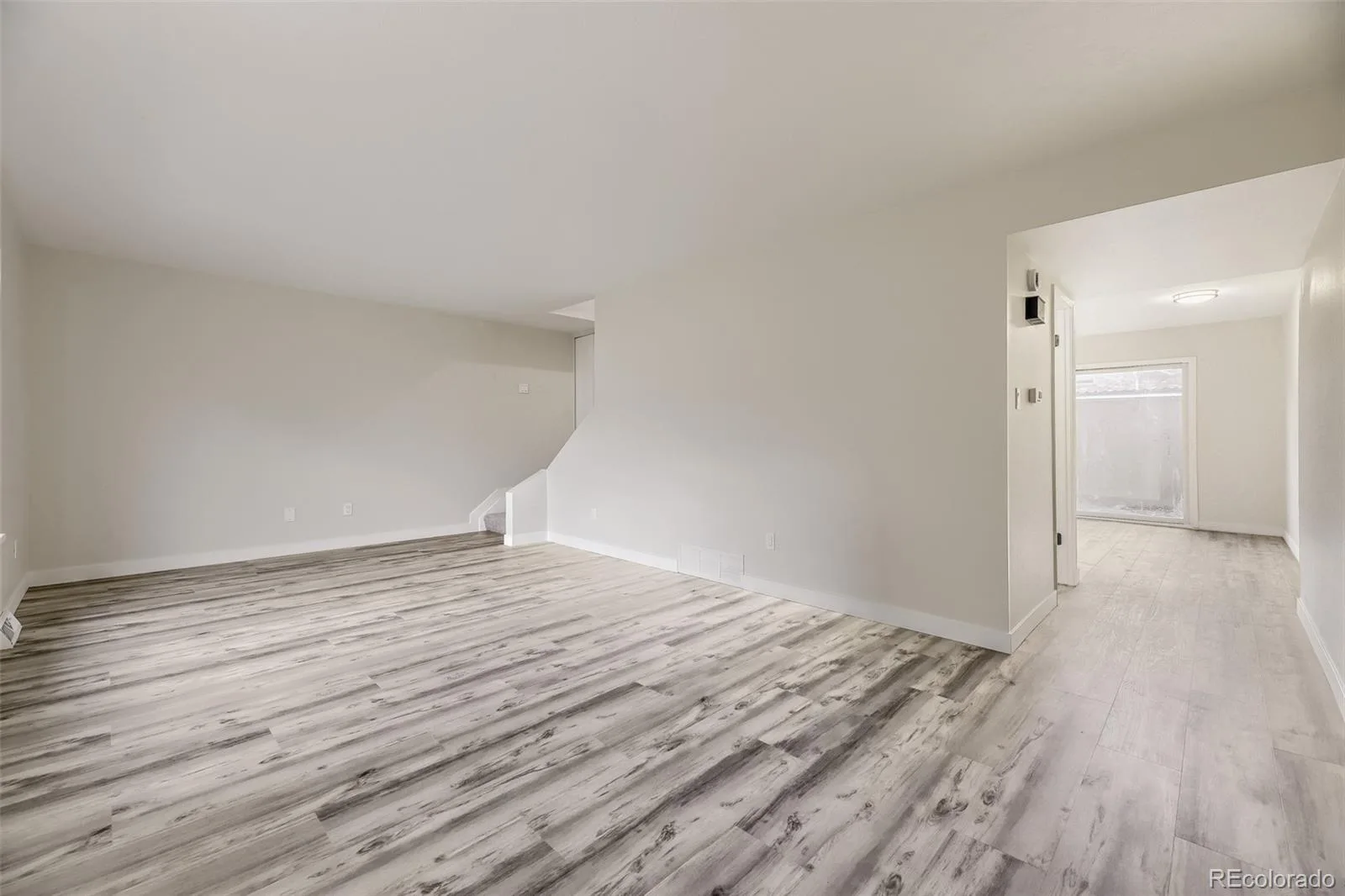 9008 E Mansfield Avenue Denver CO 80237 | MLS #REC9983390 10012026194943 1600 14