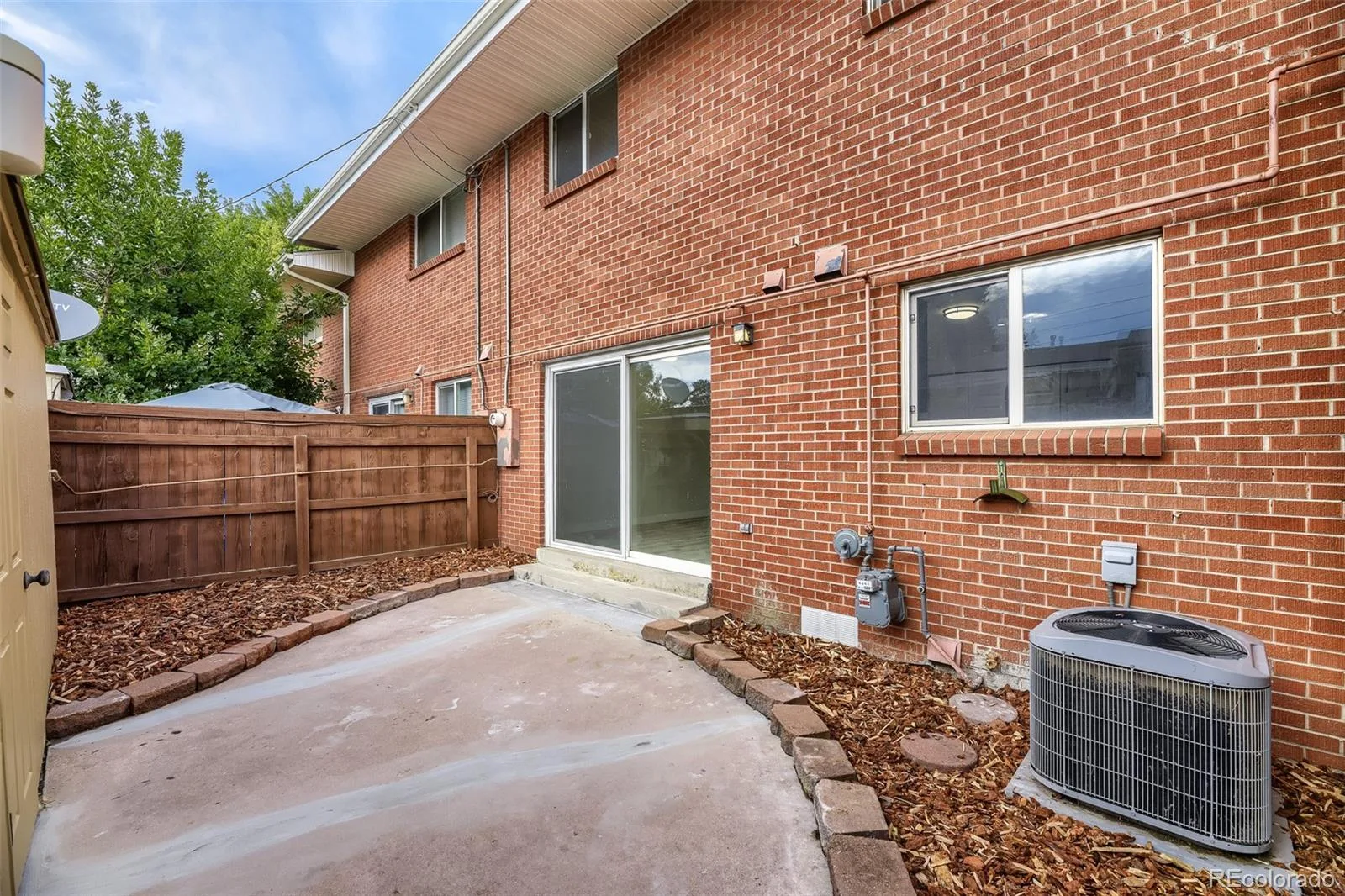9008 E Mansfield Avenue Denver CO 80237 | MLS #REC9983390 10012026194943 1600 3