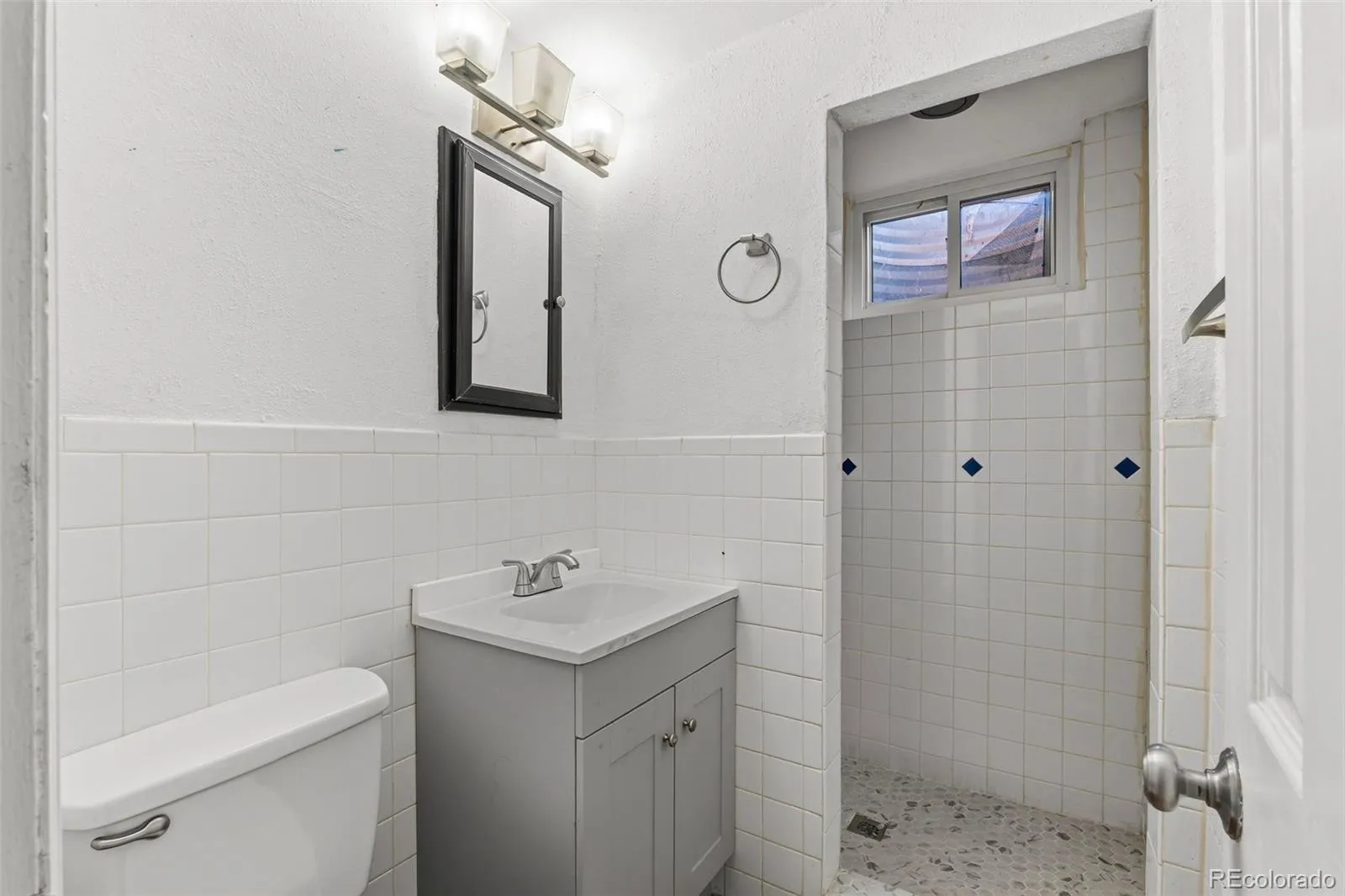 04082026215252 1600 19