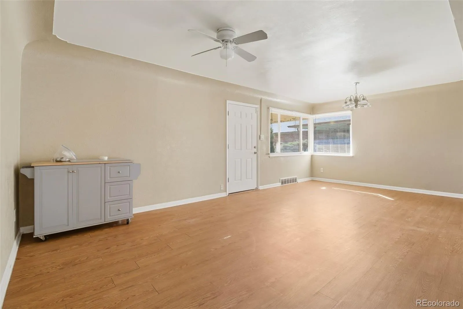 04082026215252 1600 2