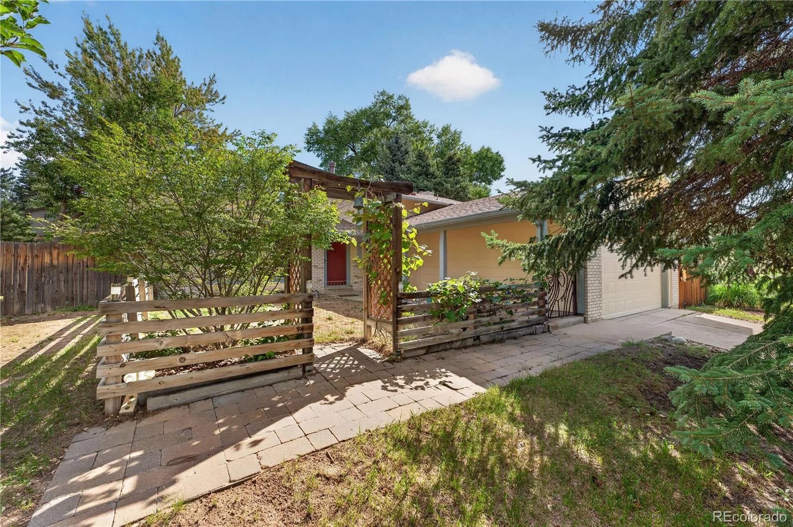 2436 S Lansing Way Aurora CO 80014 | MLS #REC9985841 08282026140527 1600 1