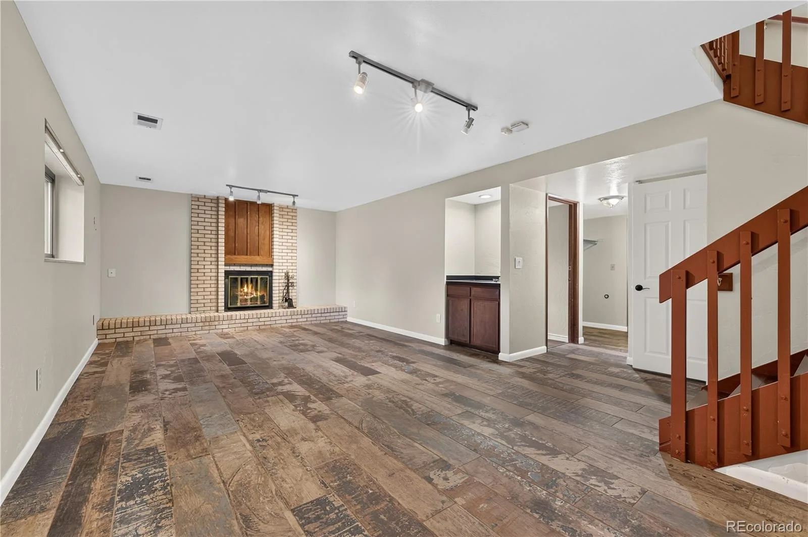 2436 S Lansing Way Aurora CO 80014 | MLS #REC9985841 08282026140527 1600 12