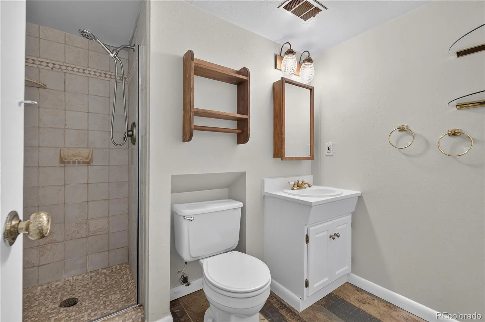 2436 S Lansing Way Aurora CO 80014 | MLS #REC9985841 08282026140527 1600 16