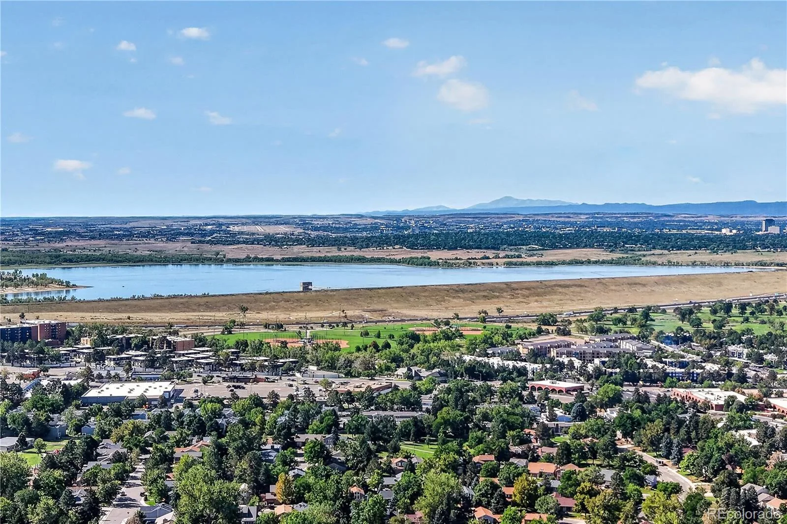 2436 S Lansing Way Aurora CO 80014 | MLS #REC9985841 08282026140527 1600 41