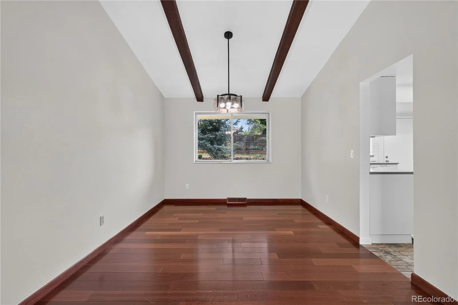 2436 S Lansing Way Aurora CO 80014 | MLS #REC9985841 08282026140527 1600 6